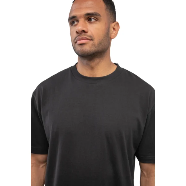 Black T-Shirt 180gsm 100% Cotton 2